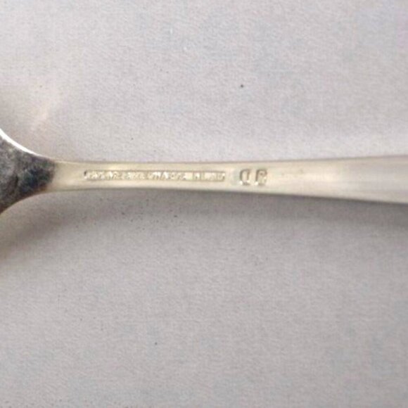 1937 Holmes & Edwards Lovely Lady Silverplate Teaspoon Replacement Flatware! - Picture 9 of 9